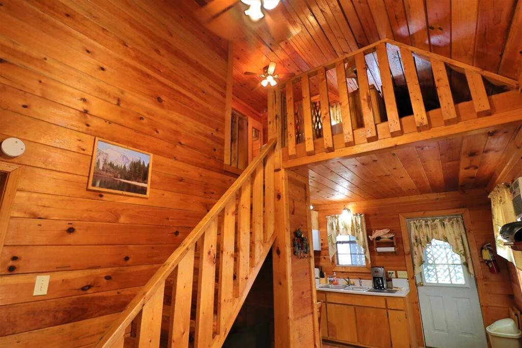 Mountain Cabin 2B Jacuzzi #10 Helen Luaran gambar